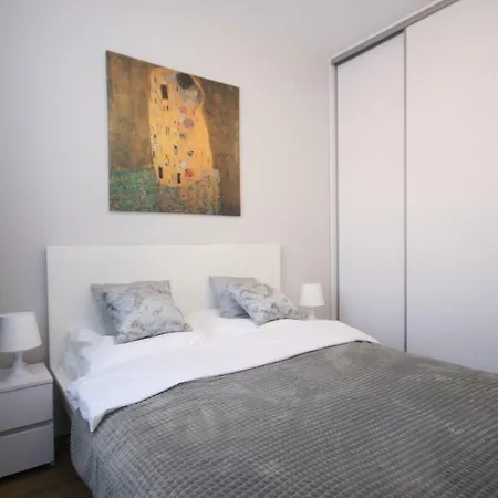 Janickiego Apartman *